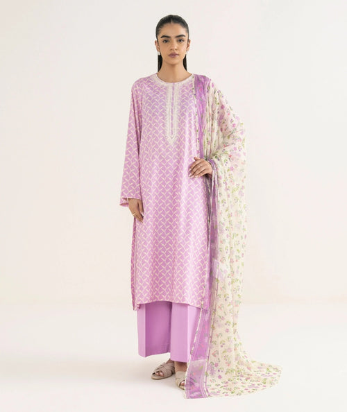 sapphire embroided lawn 2 piece