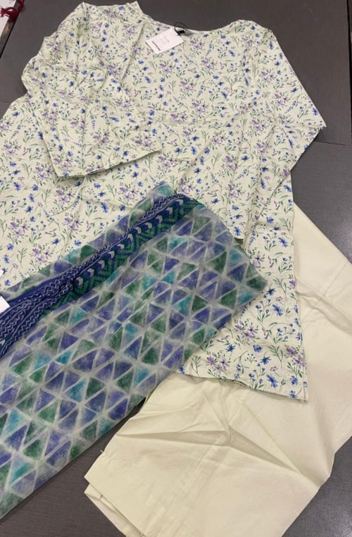 sapphire 3 piece embroided